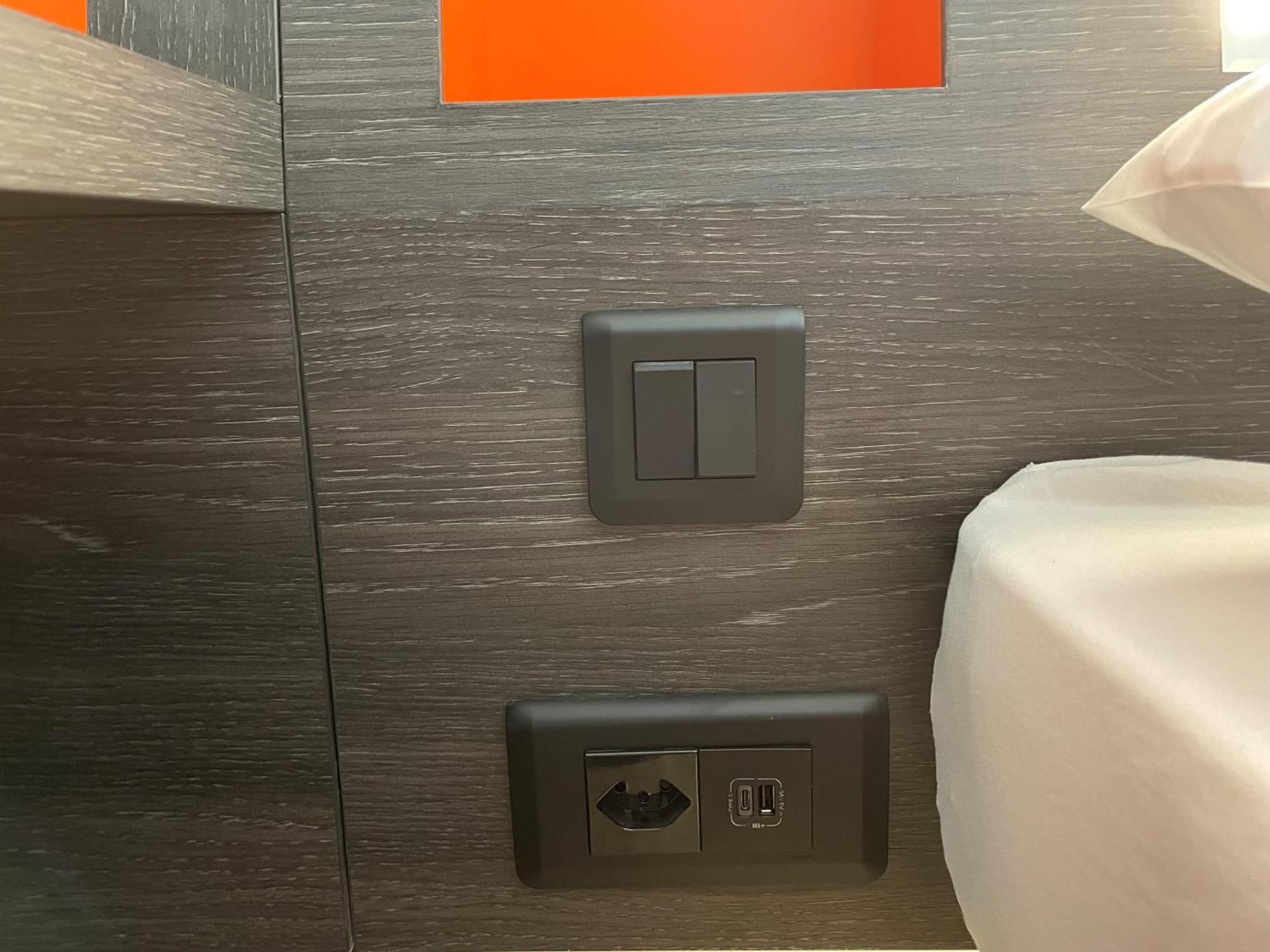 Easyhotel Zuerich Main Station Habitación foto